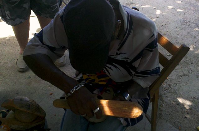 File:Jamaican woodcarver Bodden Town Grand Cayman.jpg