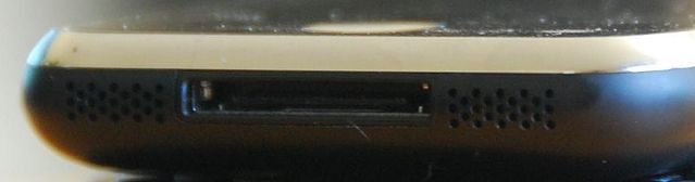 File:IPhone-bottom.jpg