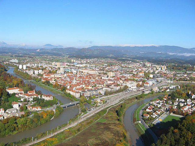 File:Celje - pogled z gradu.JPG