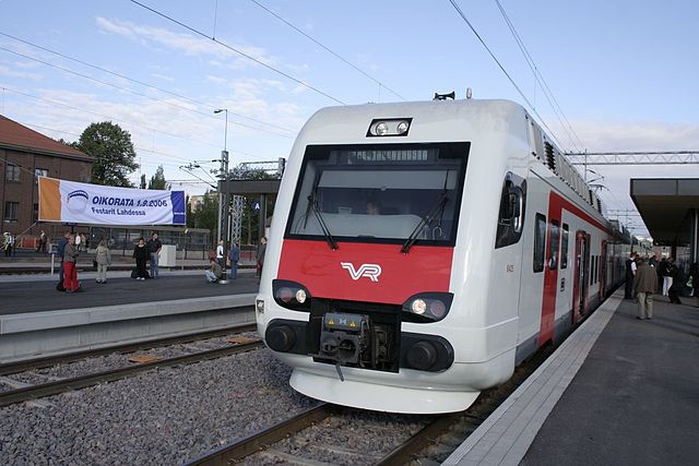 File:Train local Sm4 in Finland.JPG