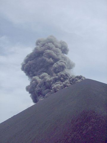 File:Krakatoa eruption.jpg