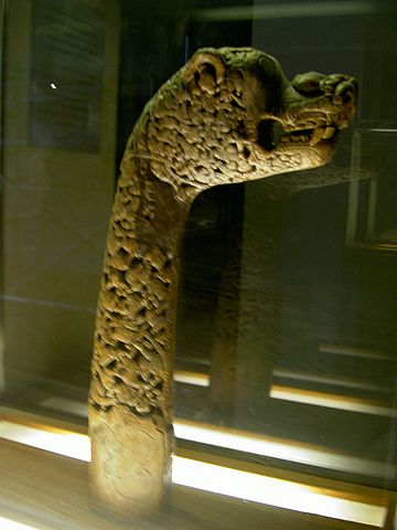 File:Viking-ship-head.JPG