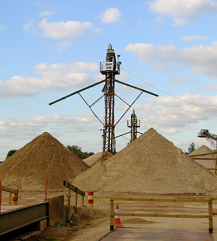 File:Sand sorting tower.jpg