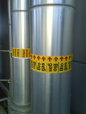 File:Biogas pipes.JPG