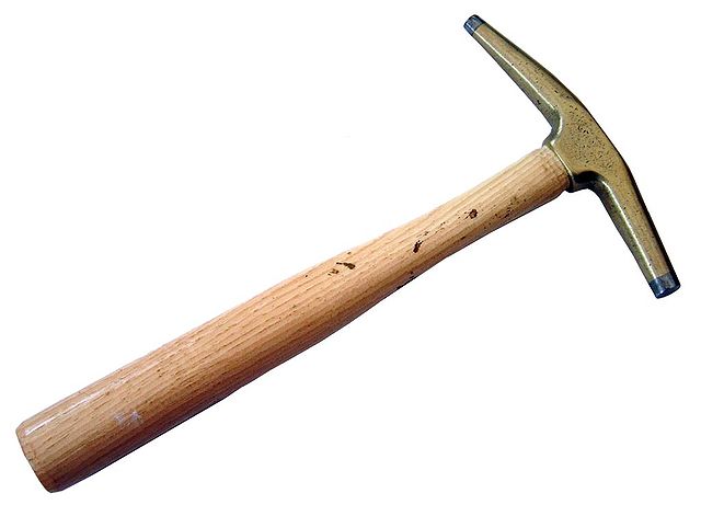 File:Hammer tapissier.jpg