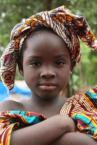 File:Mali - Bozo girl in Bamako.jpg
