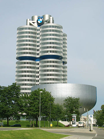 File:BMW-HQ.jpg