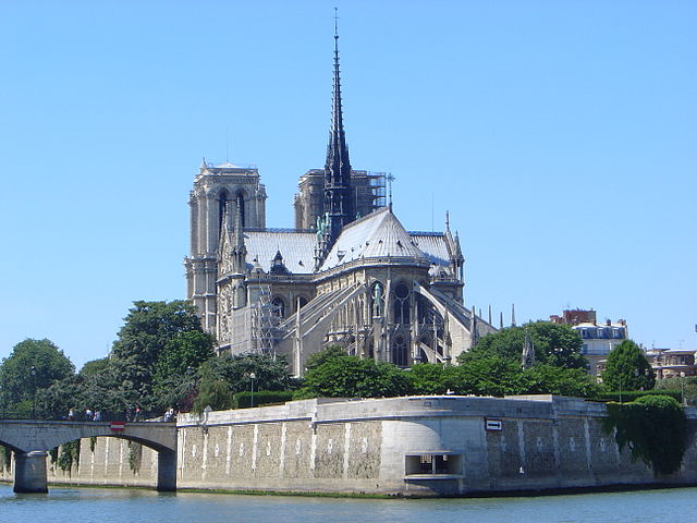 File:DSC00733 Notre Dame Paris from east.jpg