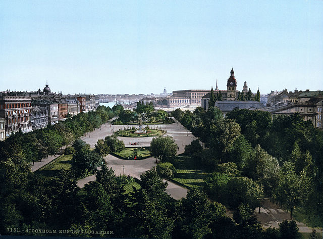 File:Stockholm Kungstr&auml;dg&aring;rden (1890-1900).jpg