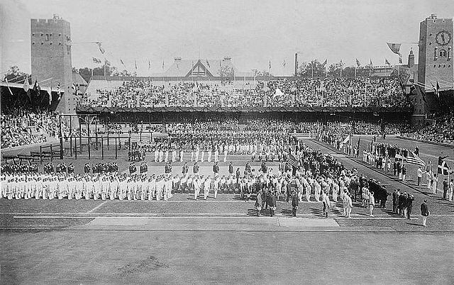 File:Olympic opening ceremony 1912.jpg