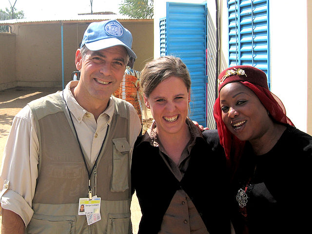 File:George Clooney with Samoura and Reck.JPG