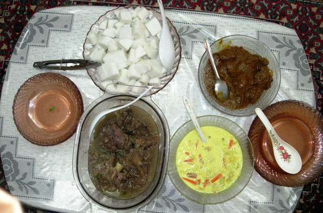 File:RayaHajiFood.PNG